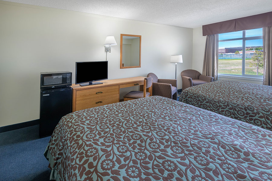 guestroom with two queen beds